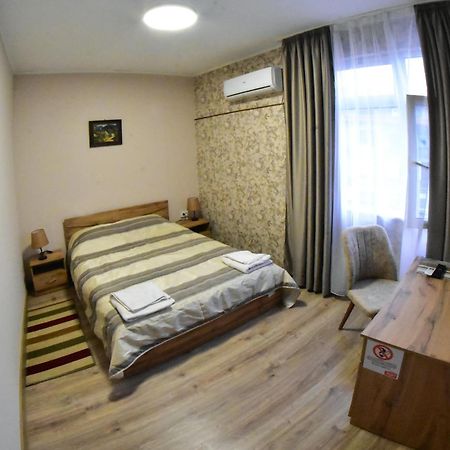 Hotel Rade 1 Vratsa Экстерьер фото