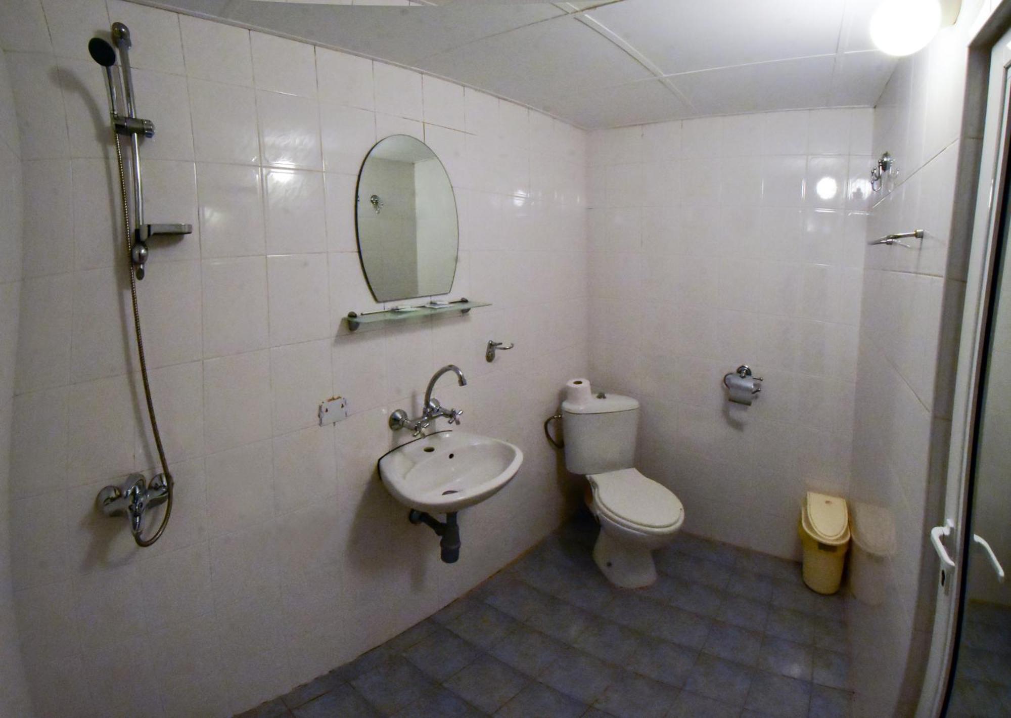 Hotel Rade 1 Vratsa Экстерьер фото