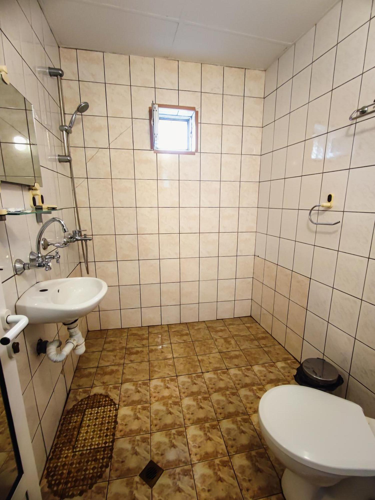 Hotel Rade 1 Vratsa Экстерьер фото