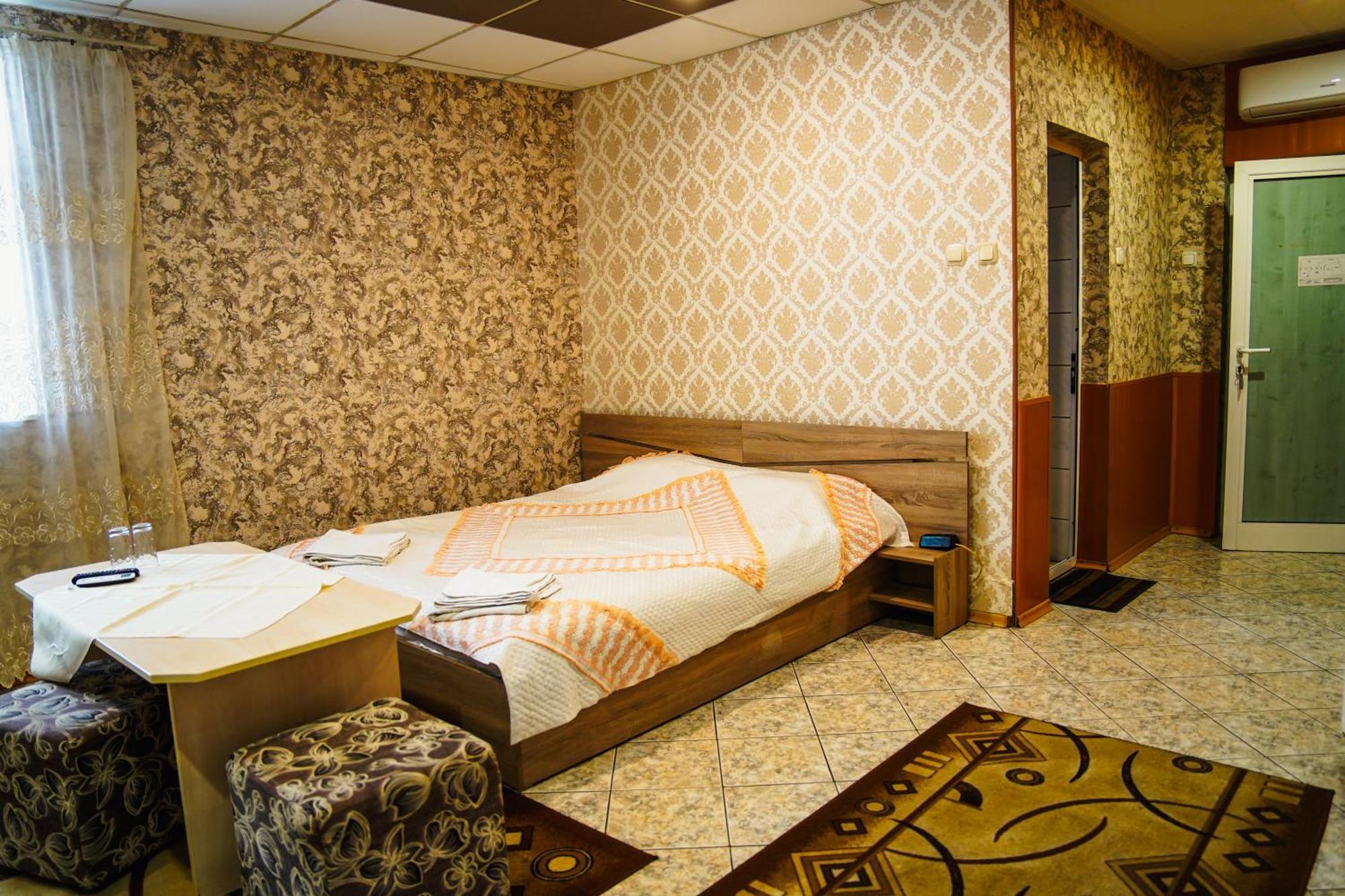 Hotel Rade 1 Vratsa Экстерьер фото