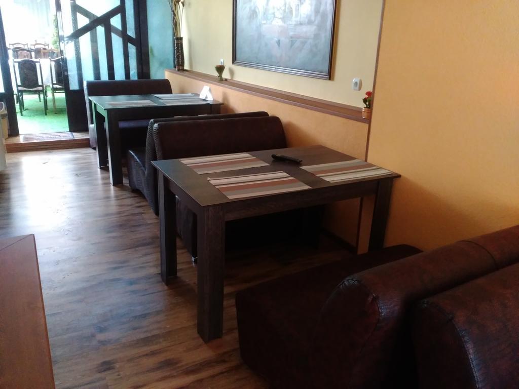 Hotel Rade 1 Vratsa Экстерьер фото